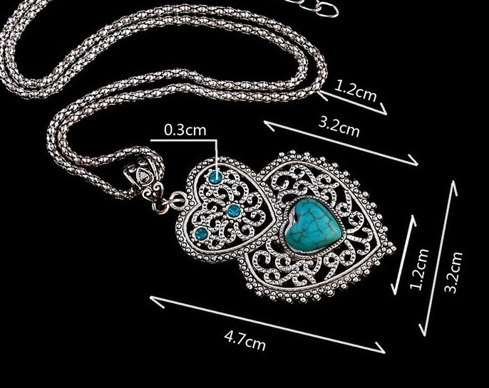 Boho Vintage Turquoise Pendant Necklace - Intricate Silver Hollow Design - Turquoise Glow