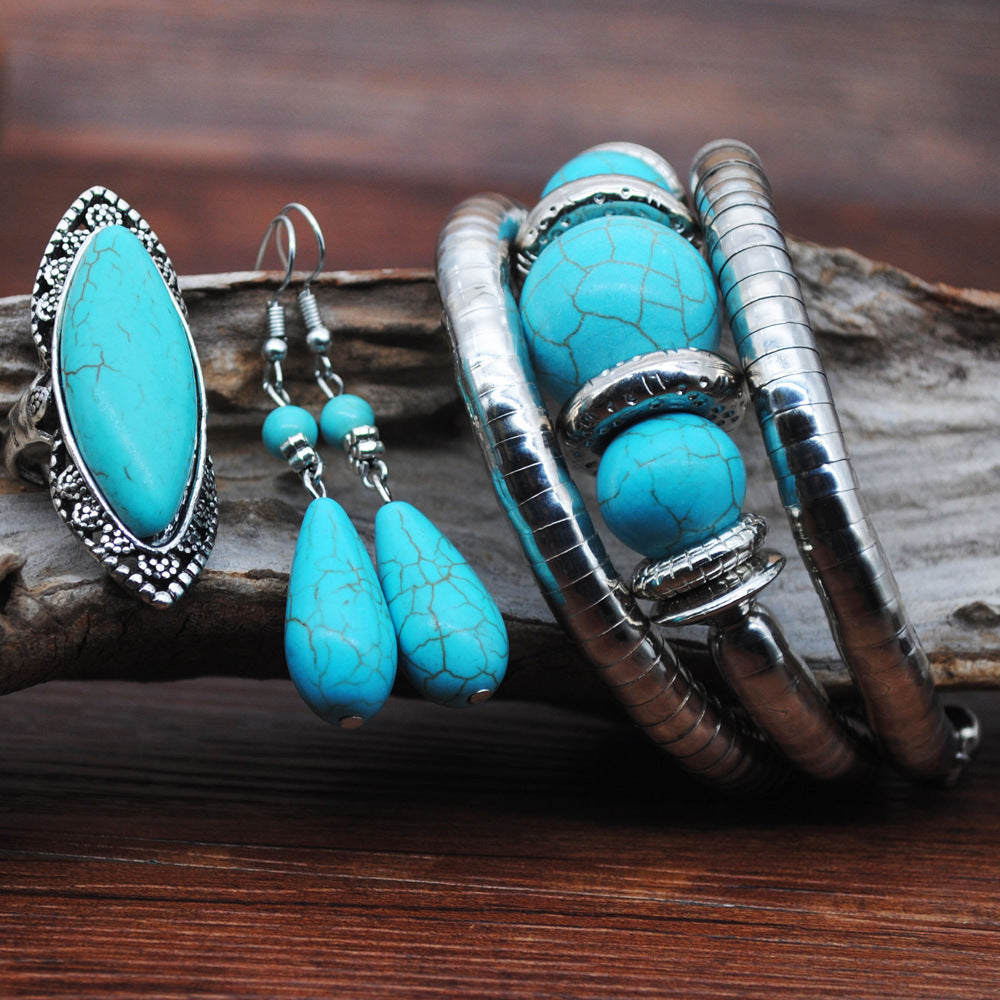 Boho Retro Turquoise Jewelry Set -  Necklace, Earrings, Ring & Bracelet - Turquoise Glow
