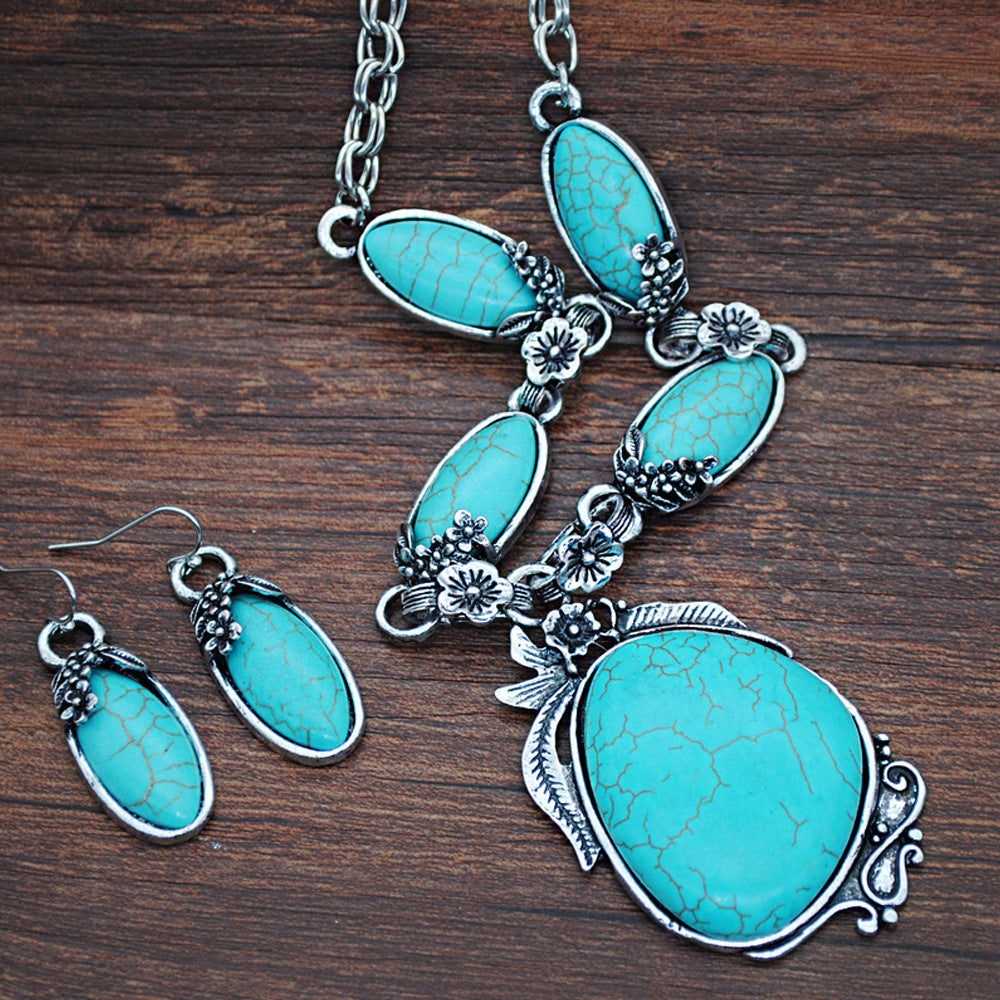 Boho Retro Turquoise Jewelry Set -  Necklace, Earrings, Ring & Bracelet - Turquoise Glow
