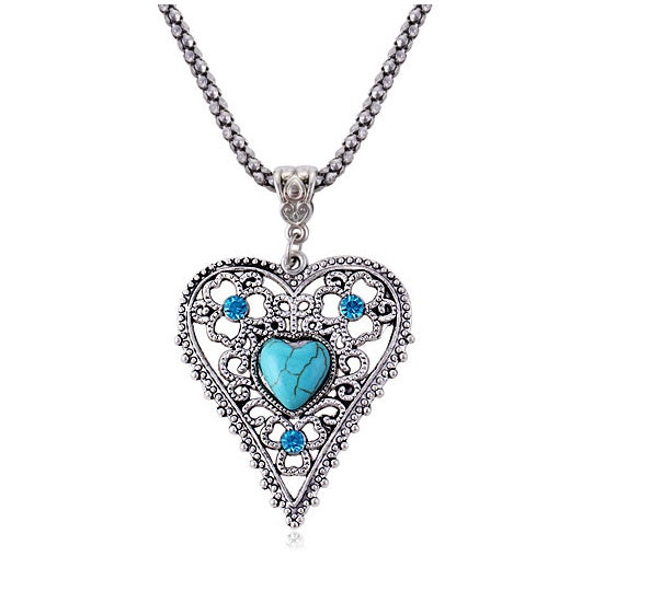 Boho Vintage Turquoise Pendant Necklace - Intricate Silver Hollow Design - Turquoise Glow